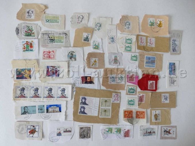Teilansicht 180 lose Briefmarken