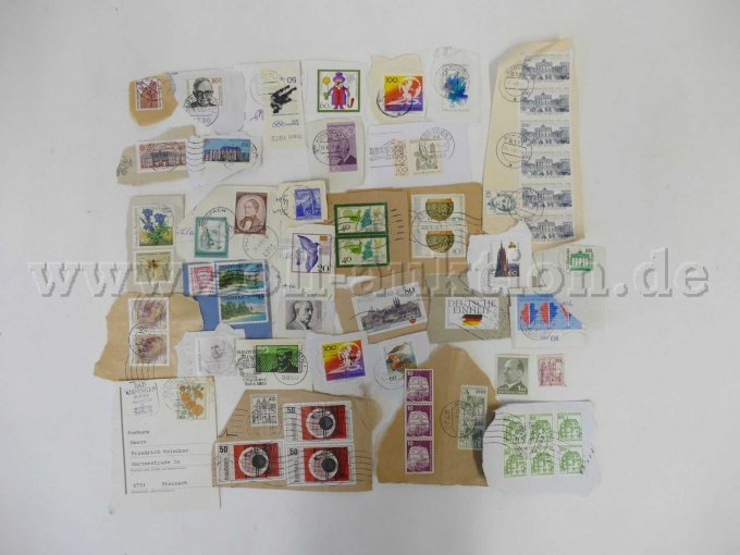 Teilansicht Konvolut 180 Briefmarken