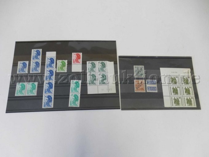 Teilansicht 2 Einsteckkärtchen mit Briefmarken