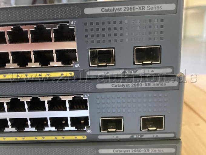 1 set Cisco-netwerkapparatuur (4 switches en 1 WLAN-controller) – foto 3 – kavel bij Zoll-Auktion, Gelsenkirchen