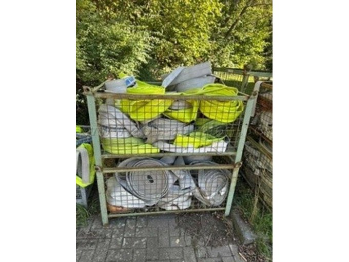1 Konvolut Feuerwehrdruckschläuche B 75/20 C52/15 C42/15 – foto 2 – kavel bij Zoll-Auktion, Hamm