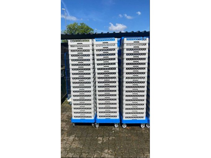 3 Stapel Grundplatten gem Beschreibung