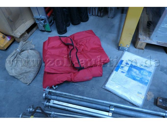 Beschwerungssäcke, Tarp, Stativ