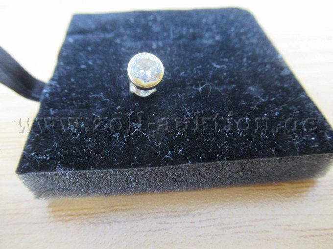 Ohrstecker mit Zikonia