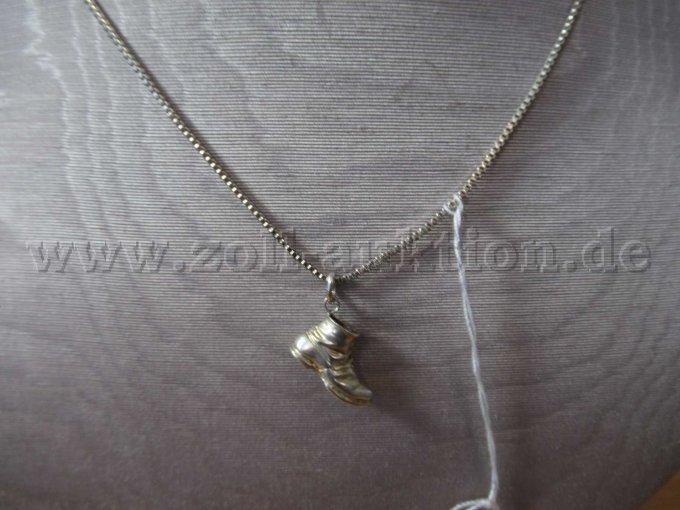 Schuh-Anhänger zur Halskette