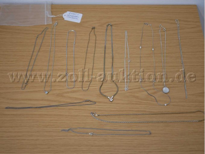 Modeschmuck silberfarben