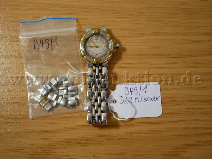 Armbanduhr mit Zusatzglieder