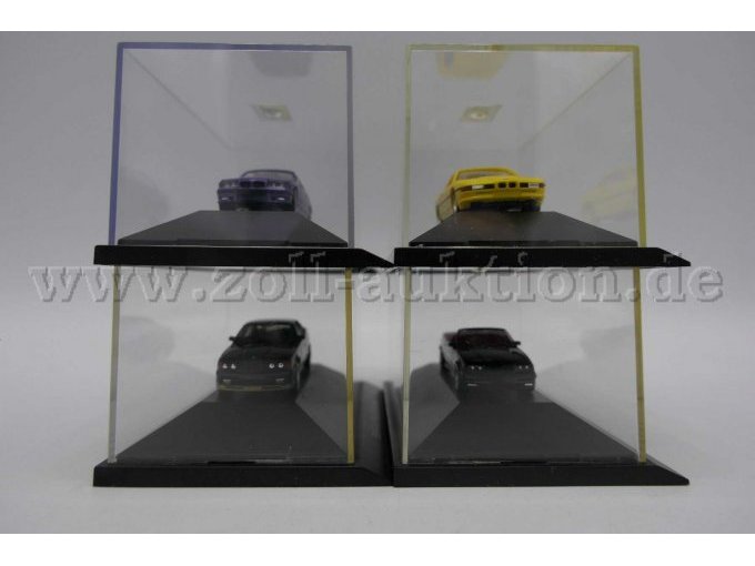 Detailaufnahme 2 aller Modelle von vorne