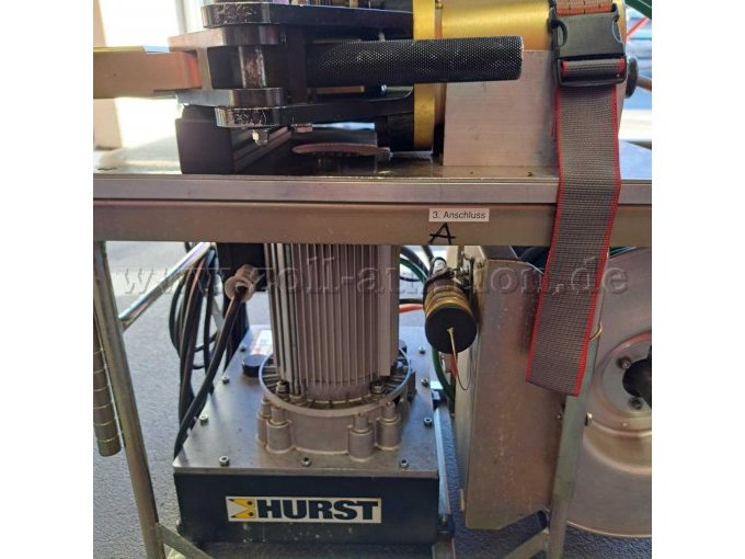 3. Hydraulikanschluß