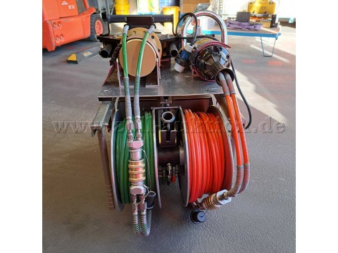 Ansicht Schlauchhaspeln mit Mono Hydraulikanschluß