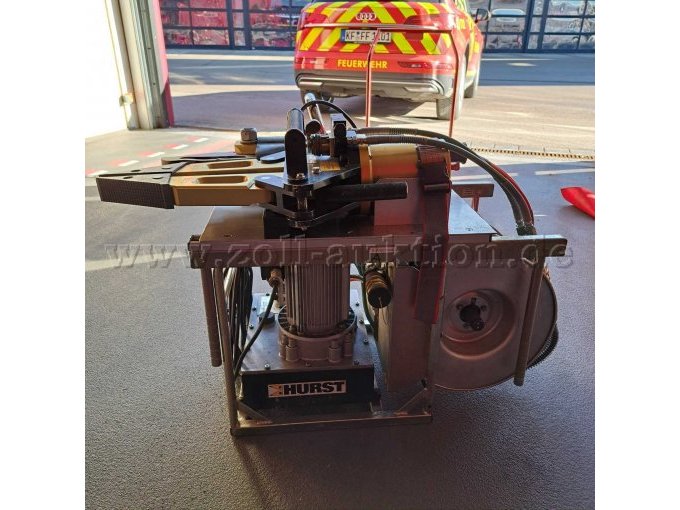 Hydraulikaggregat Ansicht mit 3. Hydraulikanschluß