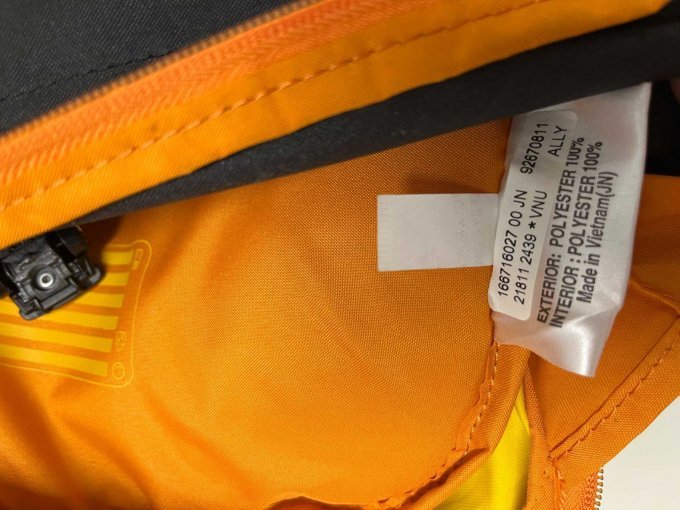Detailansicht: Rucksack Etikett
