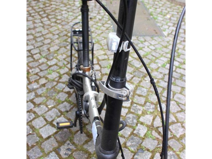 Klapprad: Beleuchtung vorne