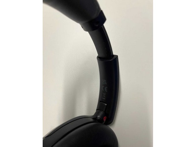 Kopfhörer 3: Detailansicht CE-Kennzeichen