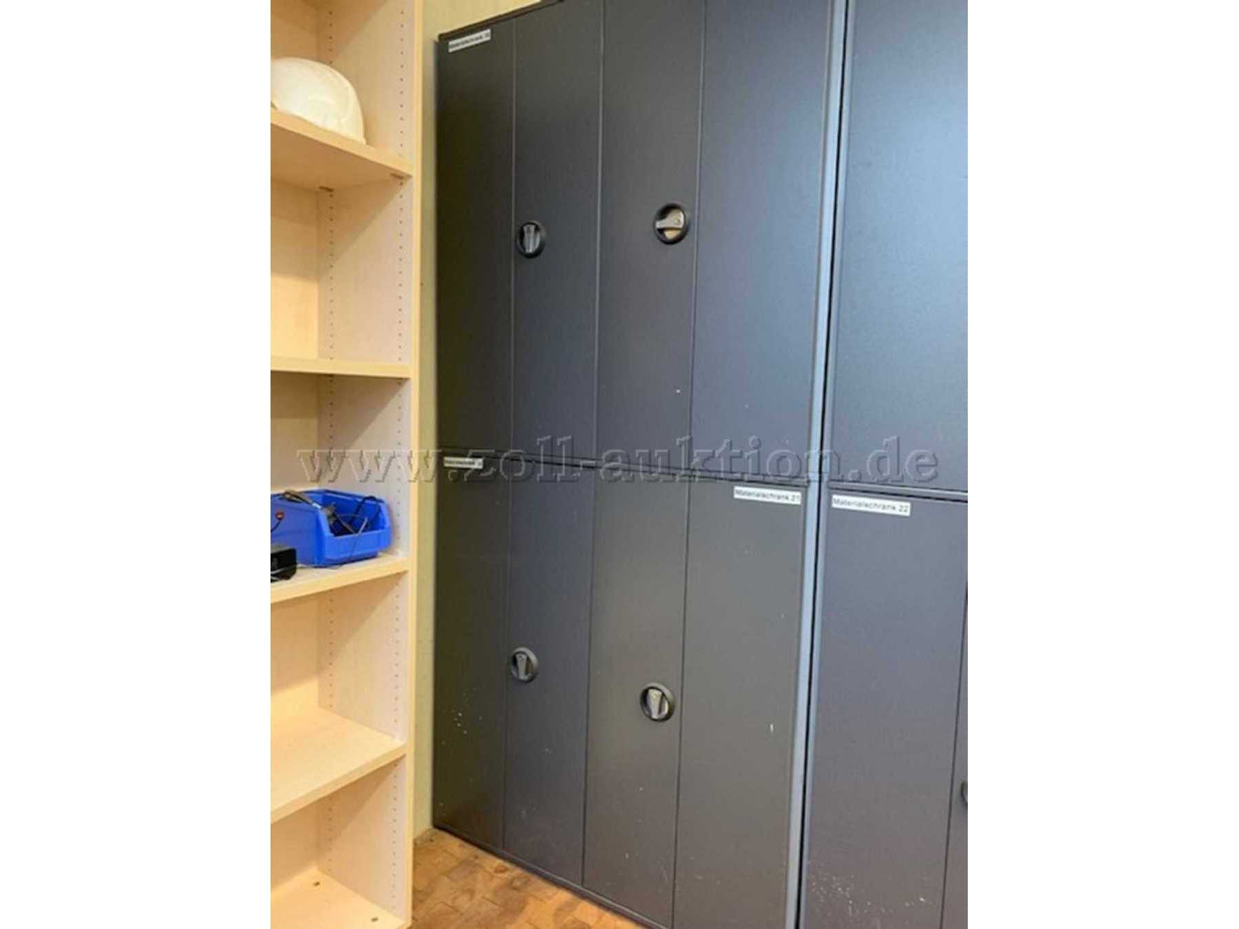 Stahlschrank 16_17_20_21