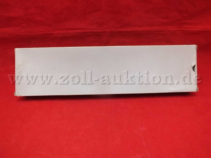 Rückseite  der Verpackung mit Beschädigung