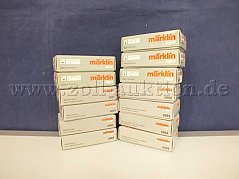 Gesamtaufnahme der Märklin 7x Nr. 6083 K83 decoder und 6x 6084 K84 decoder in OVP