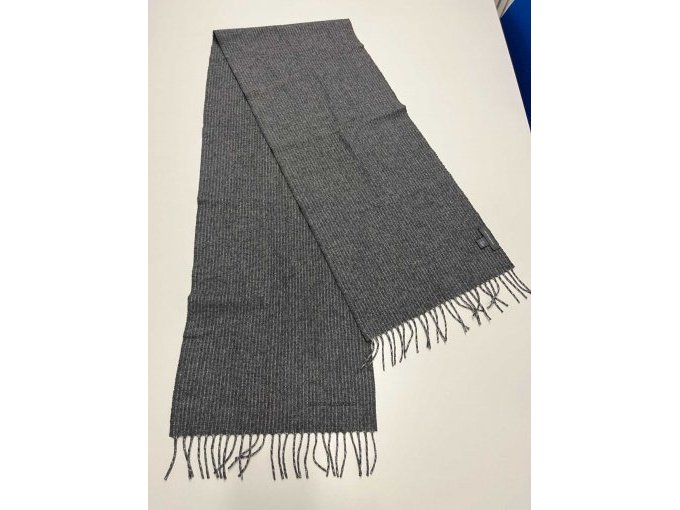 Schal: Vorderansicht