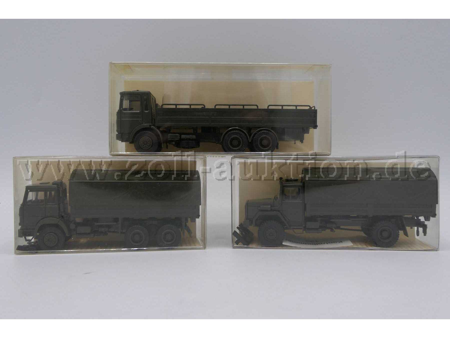 Gesamtansicht Konvolut Maag Militärmodelle in OVP