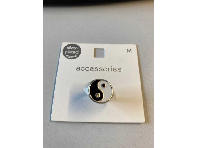 silberner Ring mit Ying/Yang-Motiv