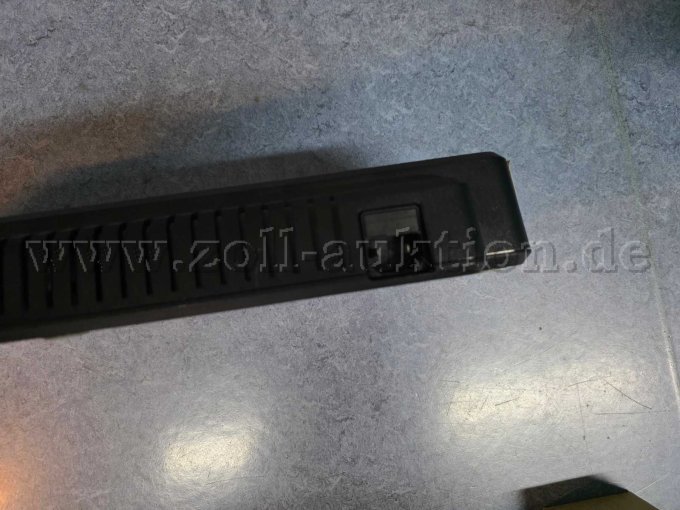 1 Konvolut Motorola NNTN6847A Ladegerät u. NNTN6845A u.46A Ladeeinsätze – foto 4 – kavel bij Zoll-Auktion, Hamburg