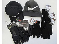 Konvolut Nike Mütze, Handschuhe, Cap