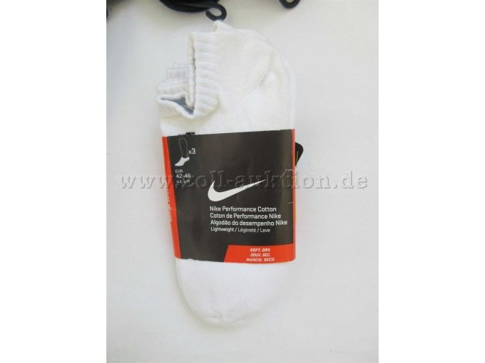 Nike Sneakers weiß Algardo Vorderseite