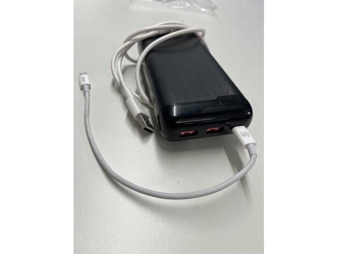 Powerbank 1: Eingänge