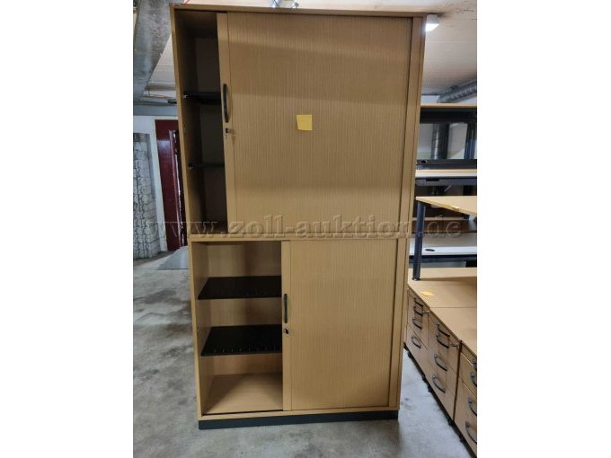 Gesamtansicht oben und unten Gesamtansicht oben und unten