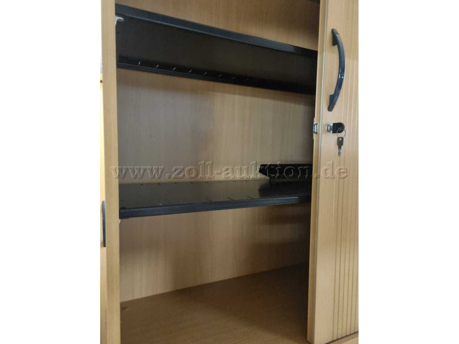 Aktenschrank oben