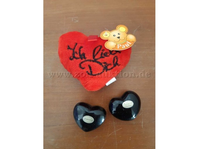 2 Stück Schwarzer Obsidan in Herz Form
1 Herz Plüsch Rot „Ich Liebe Dich“