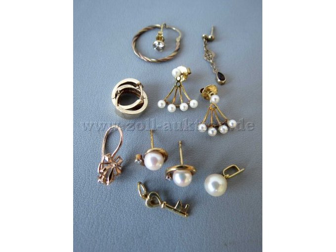 Auswahl Ohrringe + Anhänger