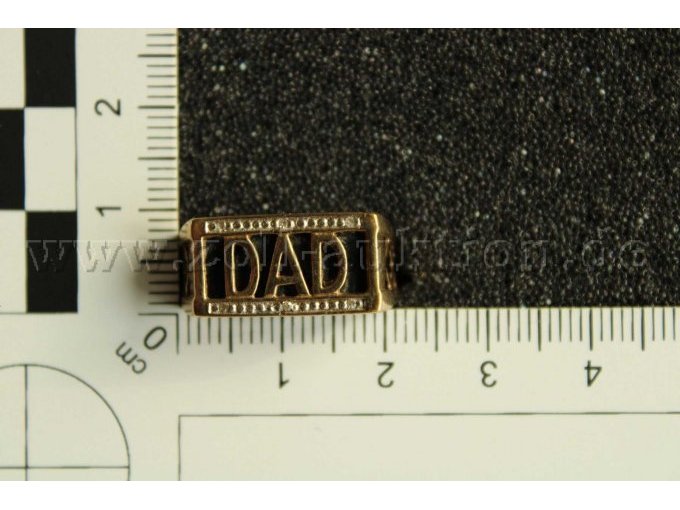 Herrenring mit Maßangabe, ca 2cm breit und ca. 0,8cm hoch
