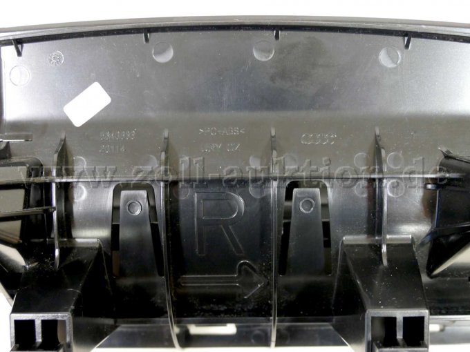 1 Konvolut Skoda-Ersatzteile, Ablagefach, Tankdeckel, unbenutzt – foto 4 – kavel bij Zoll-Auktion, Dresden