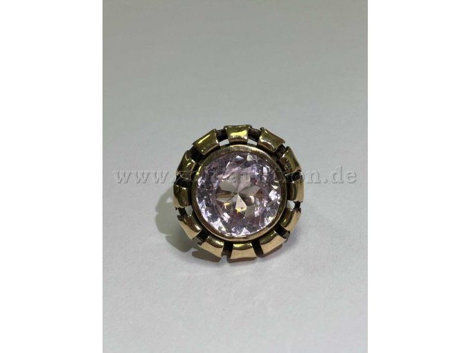 goldfarbener Damenring mit rosa Spinellsynthese, vorne, Position 6