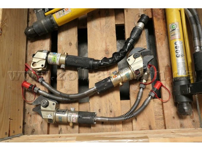 1 Konvolut Weber Zubehör Hydraulischer Rettungssatz - 12 Teile für Bastler – foto 2 – kavel bij Zoll-Auktion, Hamburg