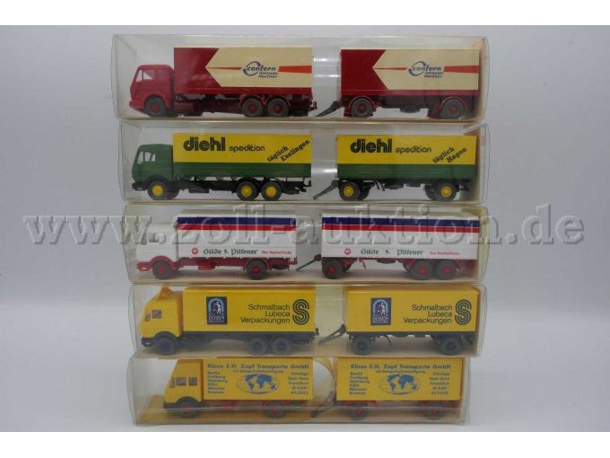 Detailansicht Modelle Teil 3 von rechts