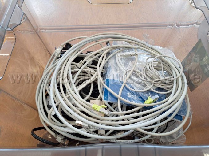 verschiedenste Kabel