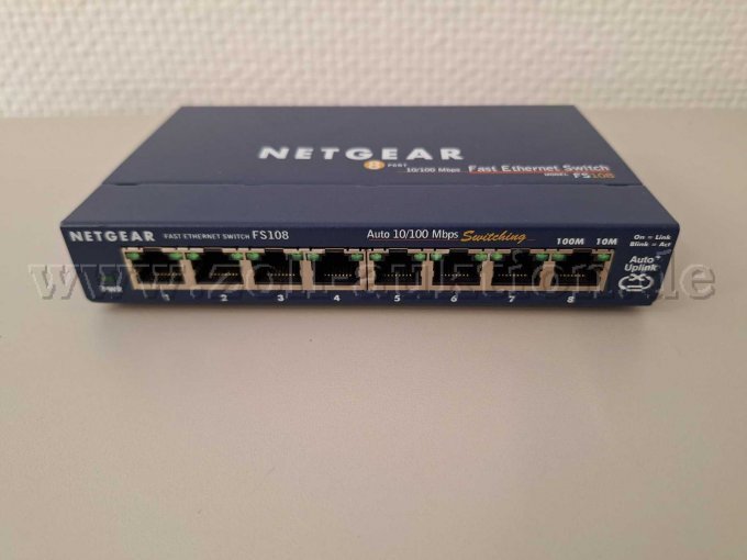 Netgear 8-Port 10/100 Mbps Fast Ethernet Switch Model FS108