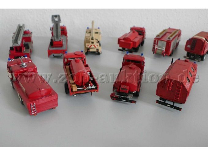 Rückseite von Tankwagen und LAK II
