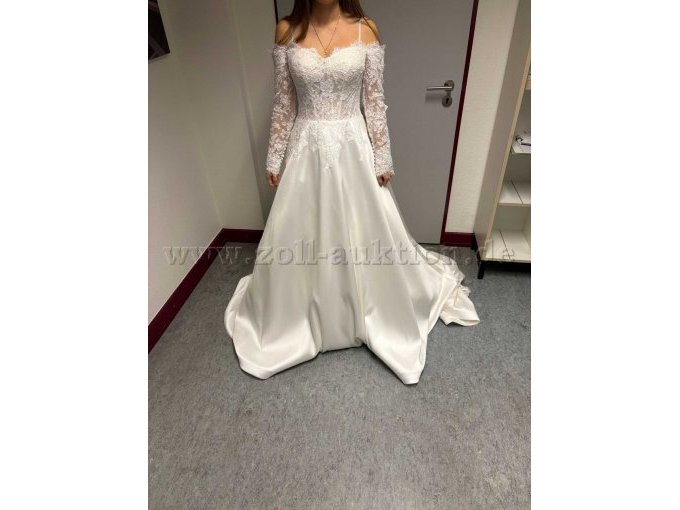 Hochzeitskleid
Allienna Couture
AC 208 
Ivory
Größe 38