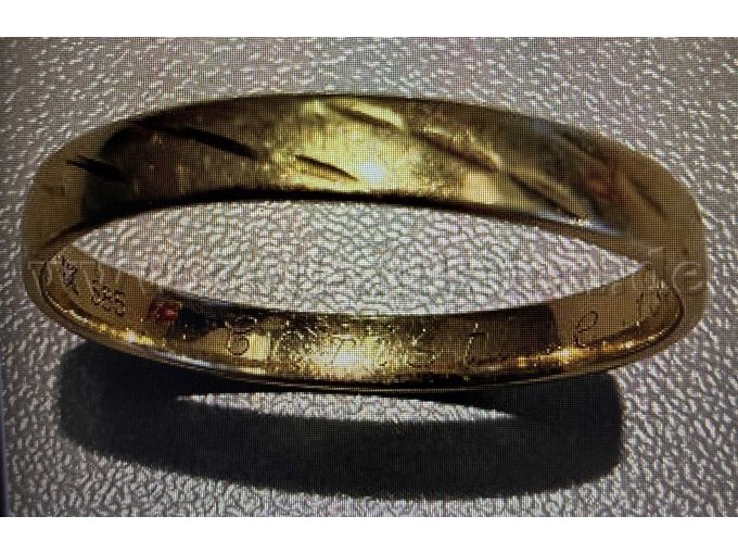 1 Konvolut aus 1 Goldkette 333'er, 1 Goldring in 585'er Gold und 1 Silbermünze 925 – foto 4 – kavel bij Zoll-Auktion, Hannover