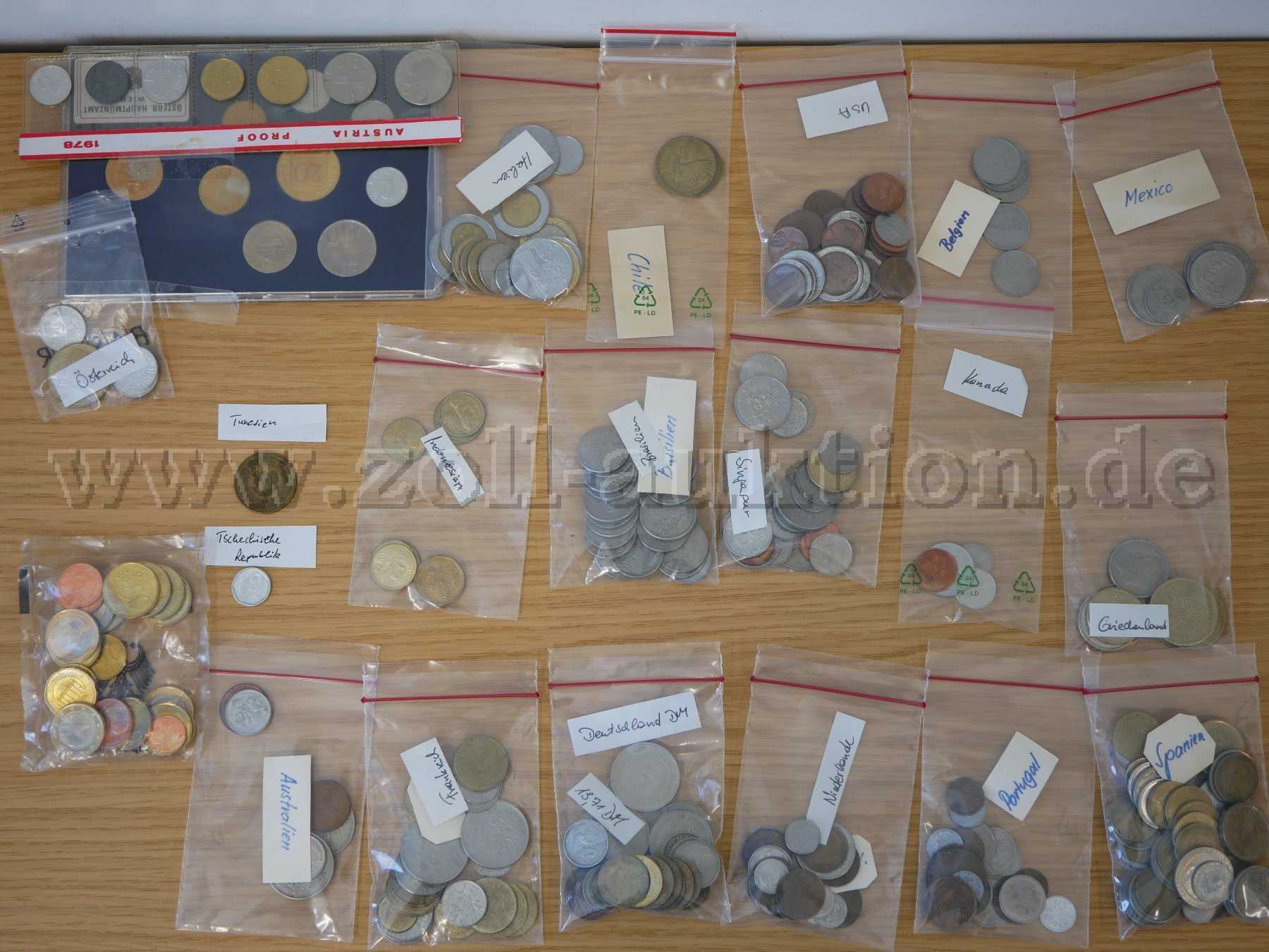 1 Konvolut aus 321 Sammlermünzen aus verschiedenen Ländern und eine Medaille