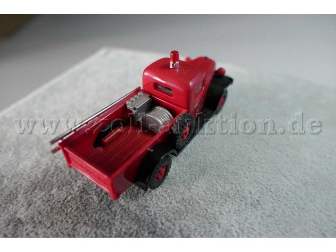 Busch Dodge Power Wagon Fire Department Ansicht von der Seite