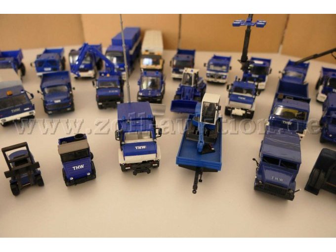 1 set van 40 verschillende modellen van THW-hulpvoertuigen, schaal 1:87 – foto 8 – kavel bij Zoll-Auktion, Halle (Saale)