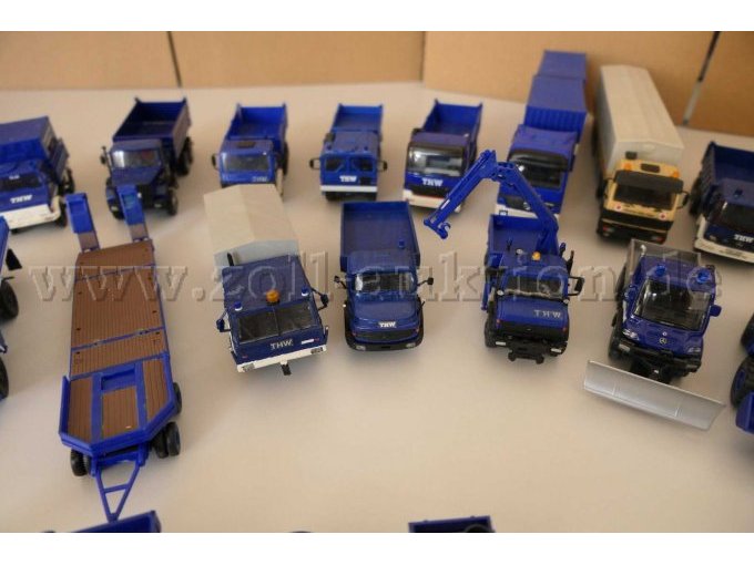 1 set van 40 verschillende modellen van THW-hulpvoertuigen, schaal 1:87 – foto 9 – kavel bij Zoll-Auktion, Halle (Saale)