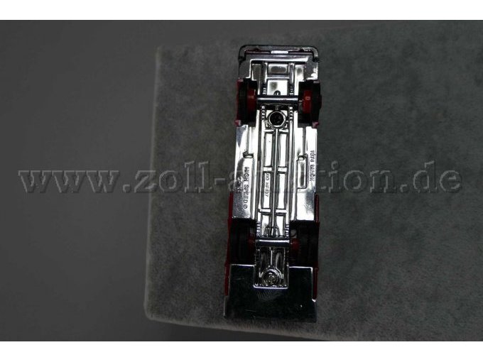 1974 Mack Fire Truck Ansicht von unten