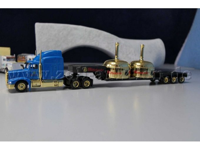 Highspeed Sattelzug mit Sudkessel Wittekerke Ansicht von der Seite