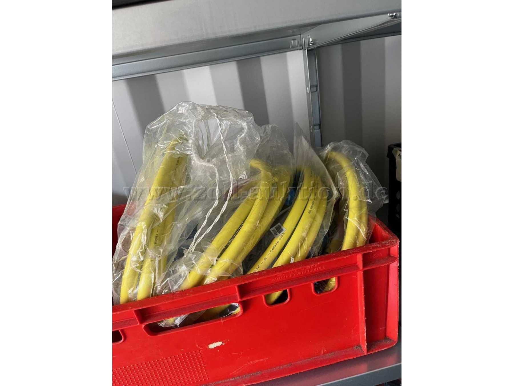 4 Kabel