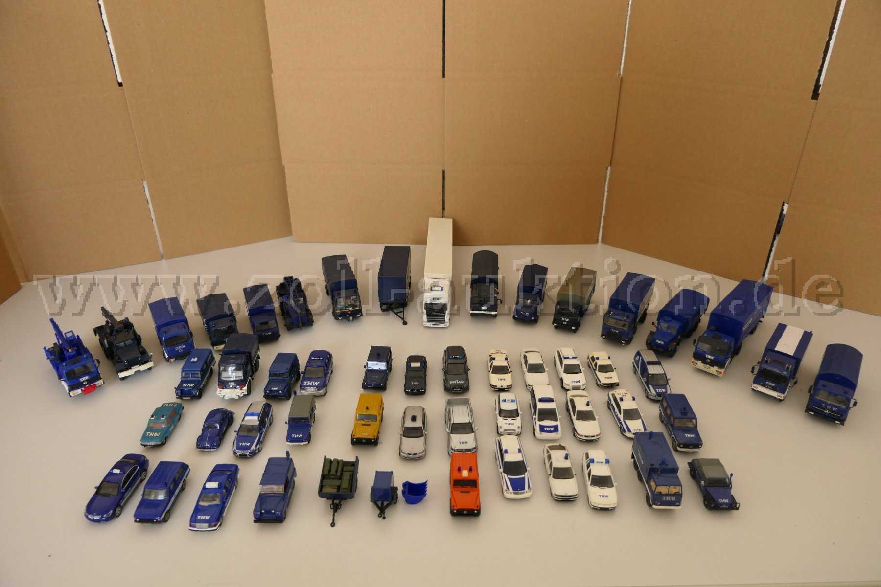 Lot van 50 verschillende THW-hulpverleningsvoertuigmodellen, 1:87